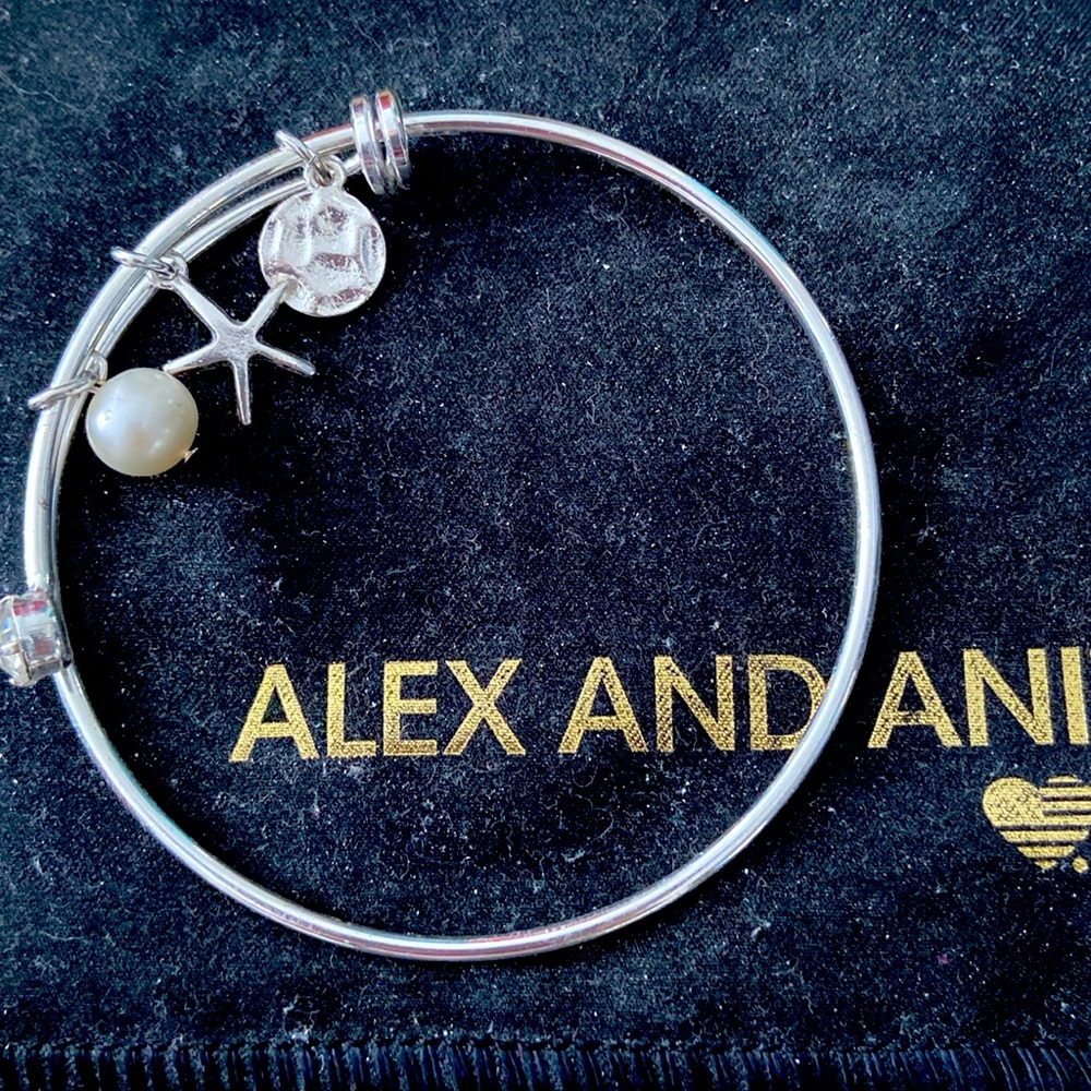 Sea star wrap bracelet